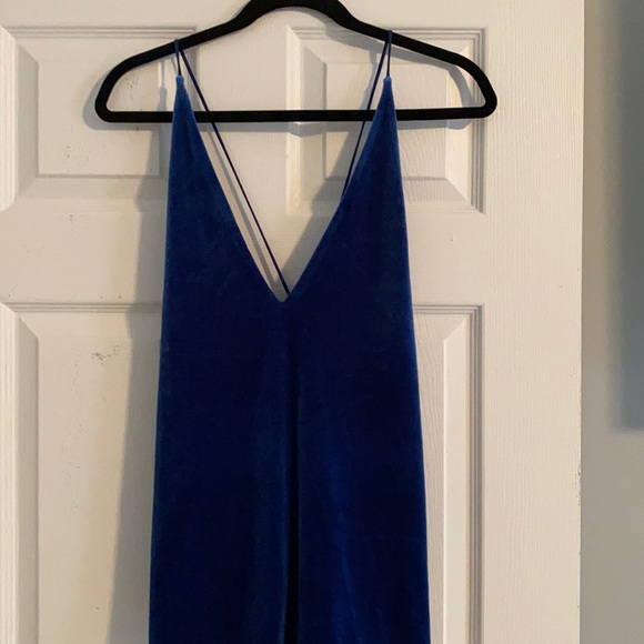 Blue velvet express tank sz L. Open back!